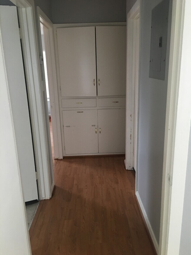 Hallway with extra drawers for linens. - 2005 Bouldin Avenue