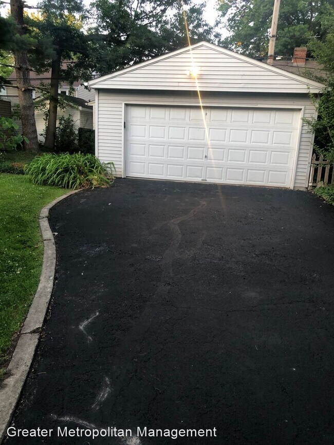 Foto del edificio - 3 br, 1 bath House - 1147 Yellowstone Road
