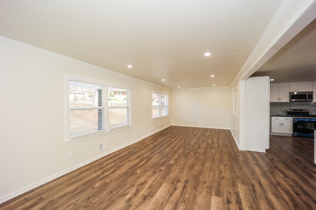 Foto del edificio - 3702 Chesapeake Way