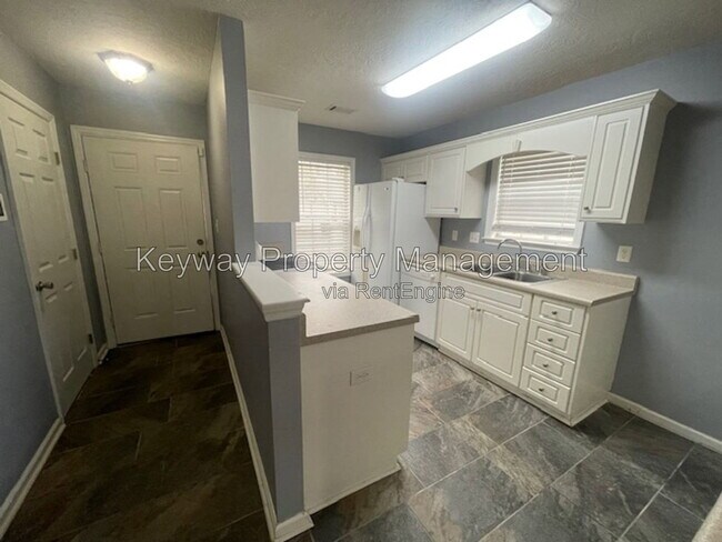 Building Photo - 1224 Longpoint Dr