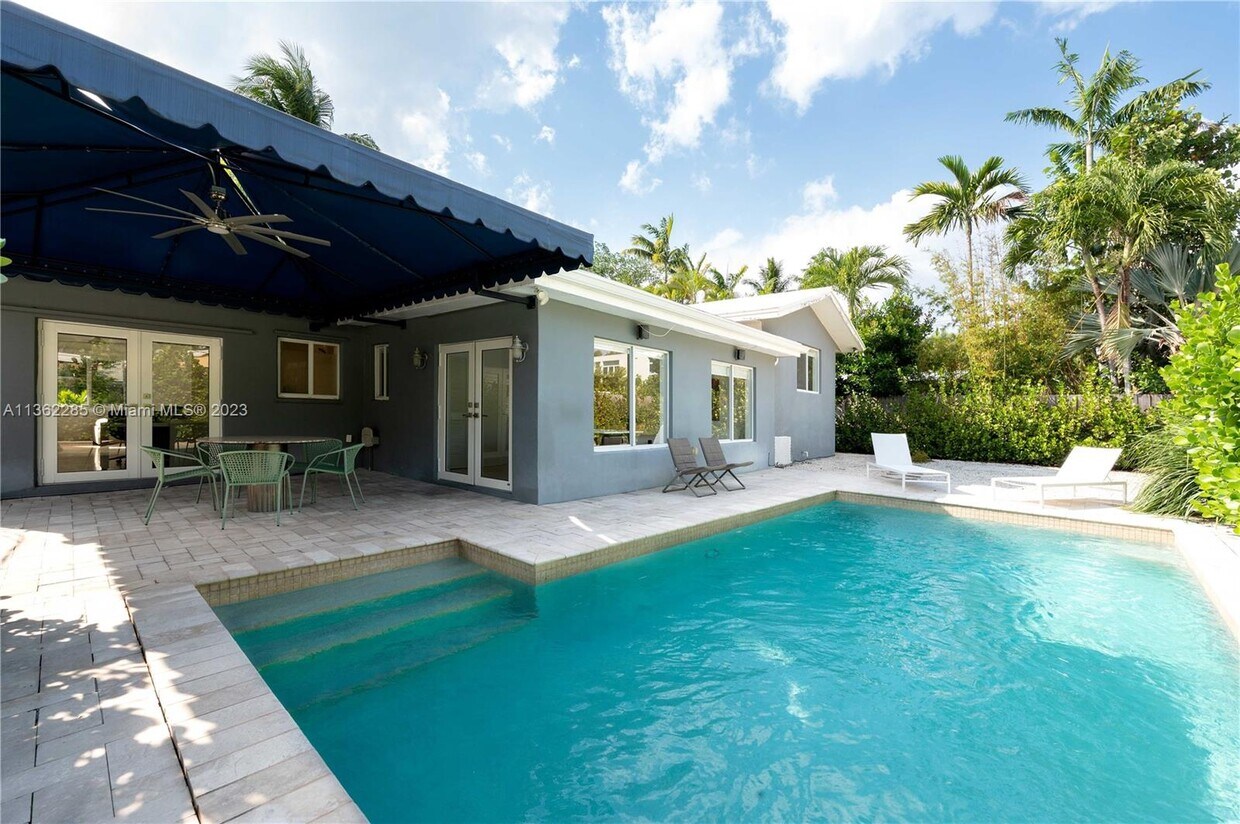 Foto principal - 265 Glenridge Rd