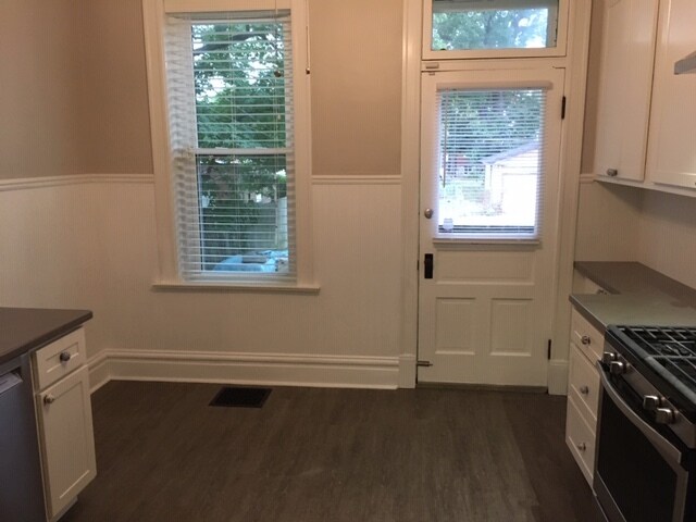 kitchen 2 - 4659 Idaho Ave