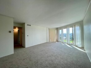 Building Photo - 5702 Baltimore Dr