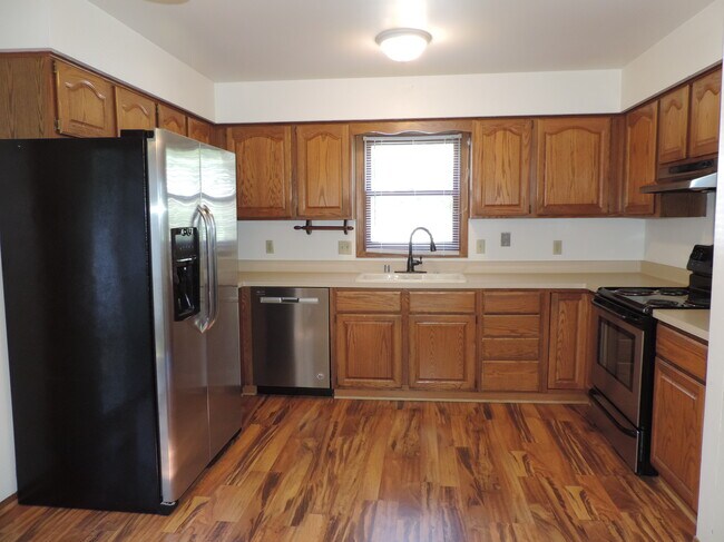 Foto del edificio - 2566 Pebble Valley Rd