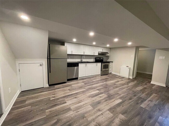 Photo du bâtiment - 449 Concord Ave