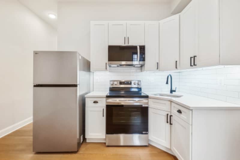 Foto principal - 604 N Eutaw St
