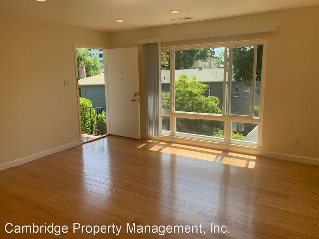 Foto del edificio - 153 Crystal Springs Rd