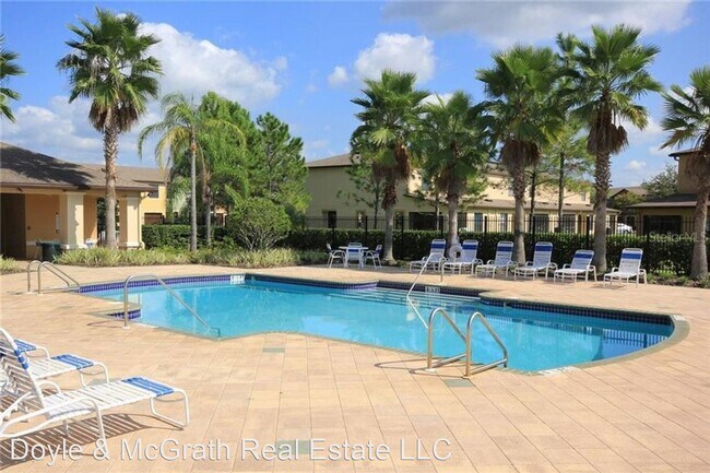 Building Photo - 2523 Edgewater Falls Dr
