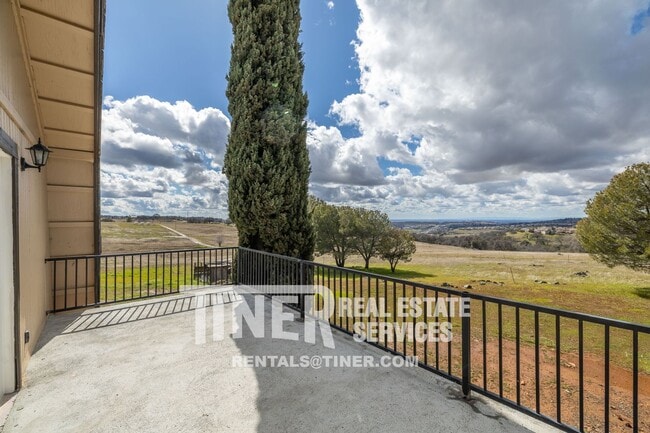 Foto del edificio - 4281 Silver Dove Way