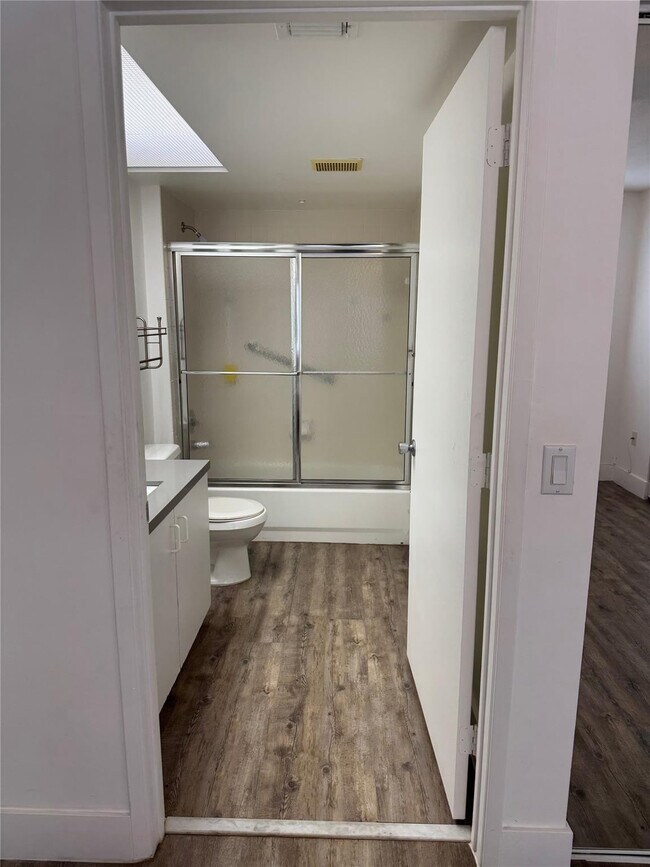 Foto del edificio - 1651 SW 127th Ave