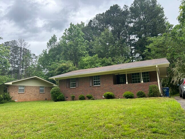 Building Photo - 790 Plainville Cir SW