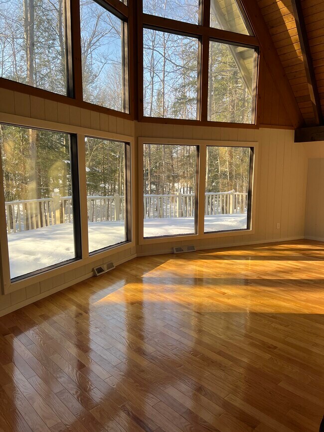 1034 Underhill Rd, East Aurora, NY 14052 House Rental in East Aurora