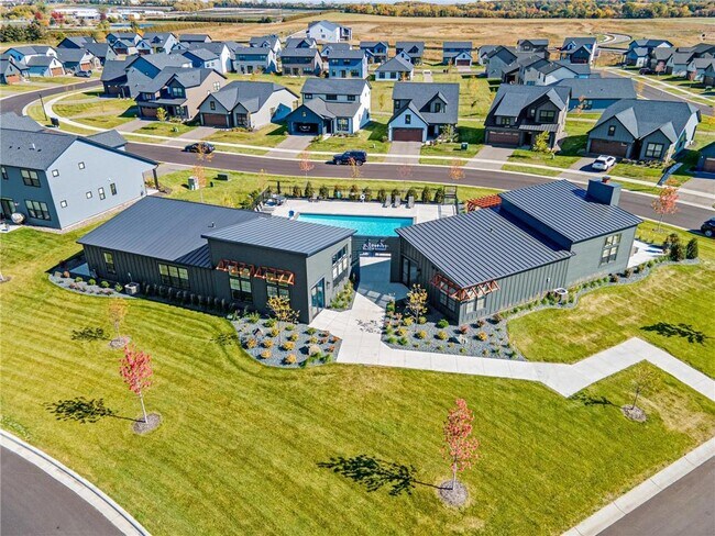 Foto del edificio - 4595 Oak Point Ln