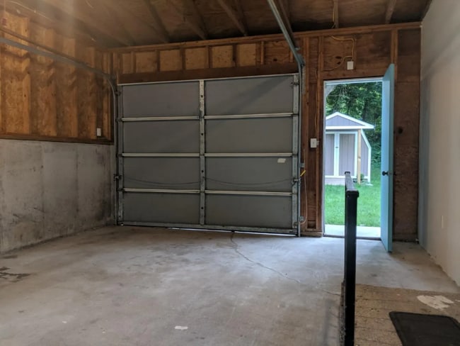 Building Photo - 411 Elizabeth St