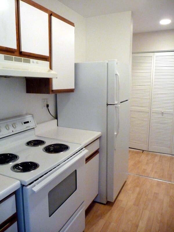 Foto del edificio - 1806 Hemlock Pl