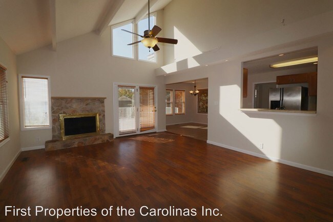 Building Photo - 3 br, 2 bath House - 7009 Coventry Ct.