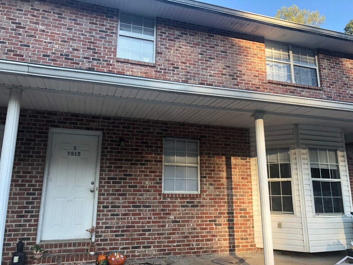 Primary Photo - PRE-LEASING FOR AUGUST!