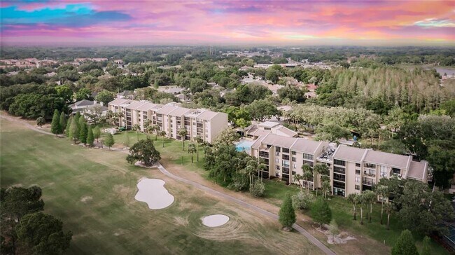Foto del edificio - 13618 Greenfield Dr