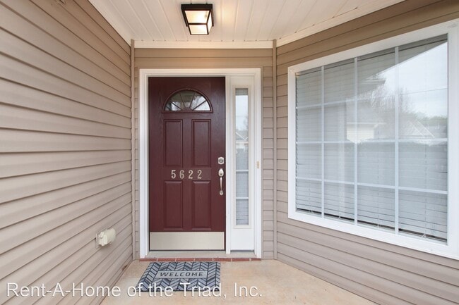 Building Photo - 3 br, 2 bath House - 5622 Roundup Circle