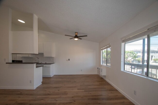 Foto del edificio - 13846 Sherman Way