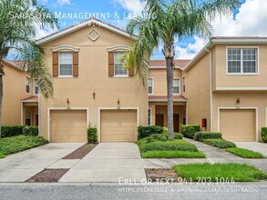 Building Photo - 3831 Parkridge Cir
