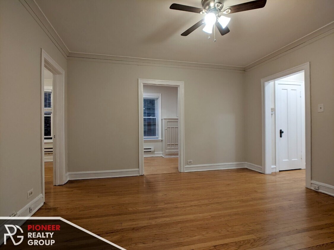 Foto principal - 4208 N Clark St