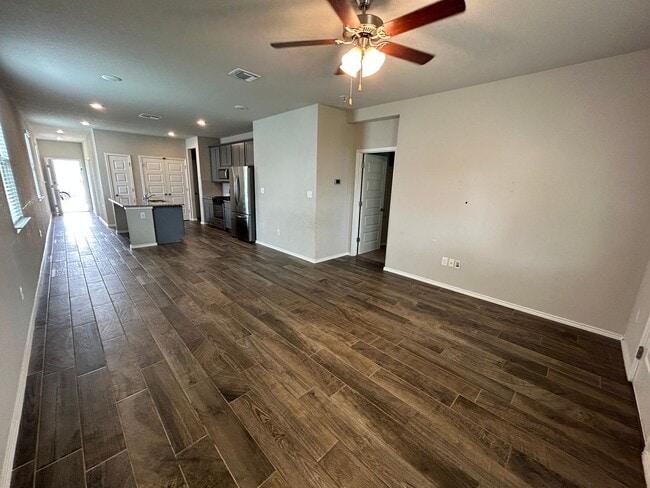 Foto del edificio - Beautiful Single-Story Home with Covered Patio & Fenced Yard!