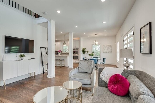 Foto del edificio - 2115 Cavanaugh Ave SE