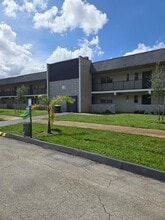 Building Photo - 8001 Fairview Dr