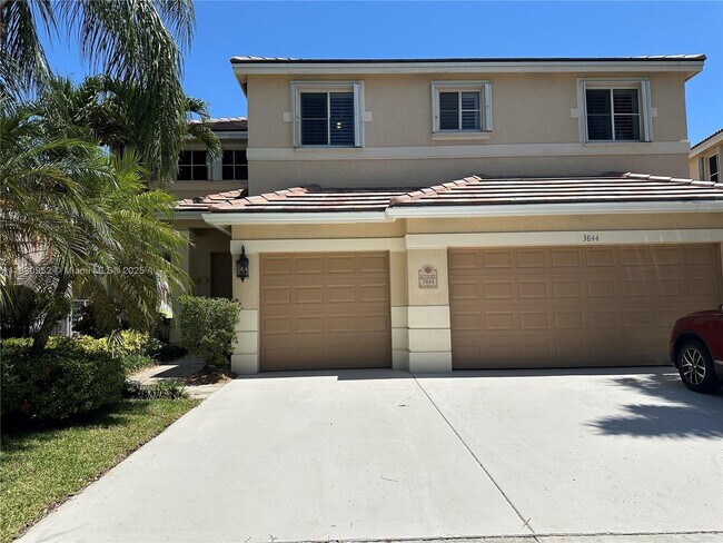 Foto del edificio - 3844 Falcon Ridge Cir