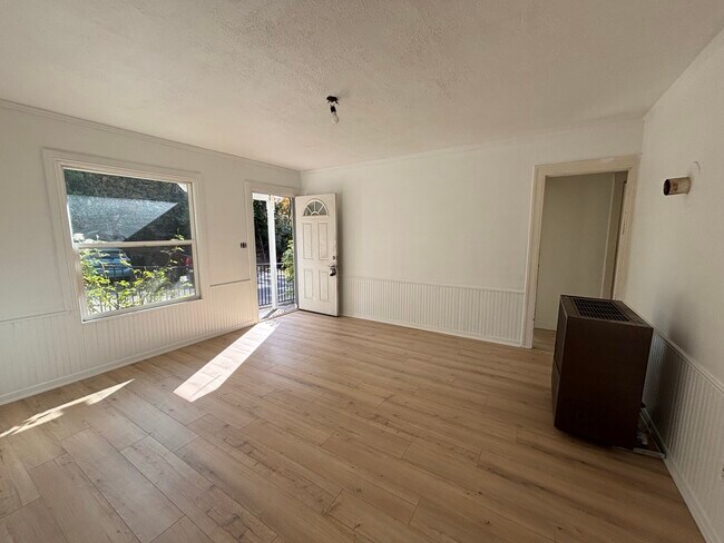 Foto del edificio - 2896 Coloma St