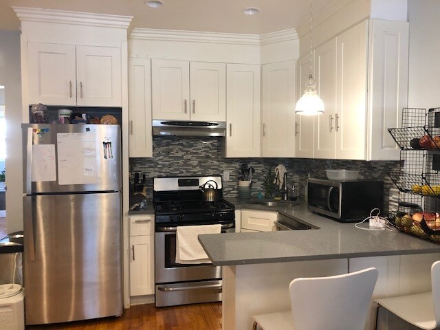 Foto principal - 3060 49th St