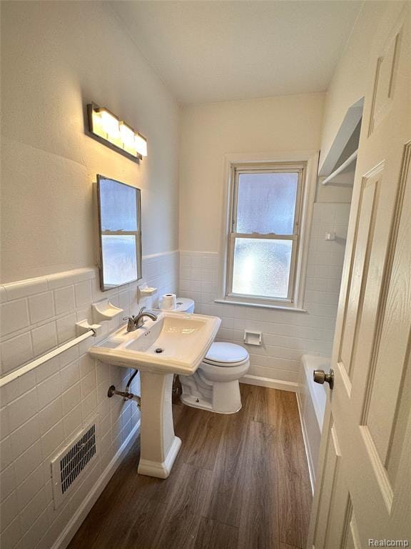 Foto del edificio - 11101 Kennebec St