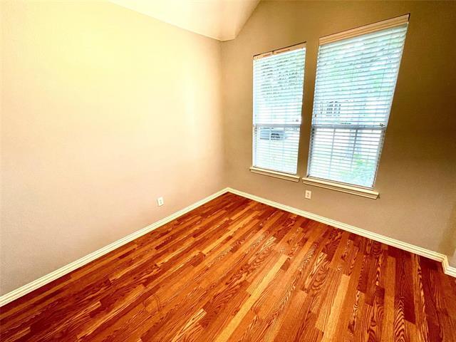 Foto del edificio - 832 Water Oak Dr