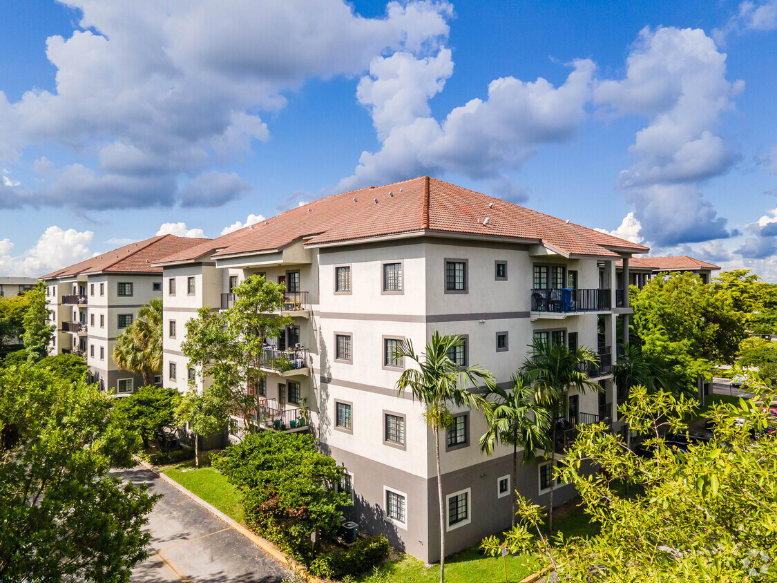 Primary Photo - Riverside Villas at Coral Springs