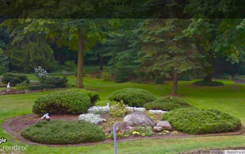 Primary Photo - 3 br, 2.5 bath House - 34535 Maple Dr.