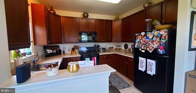 Foto del edificio - 831 Timberlake Dr