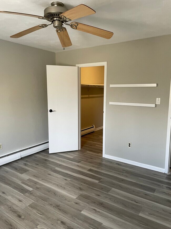 Bedroom to Closet - 21 Dougherty Blvd