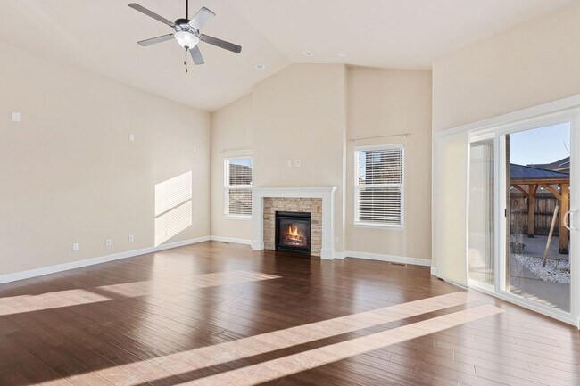 Foto del edificio - 7563 Bigtooth Maple Dr