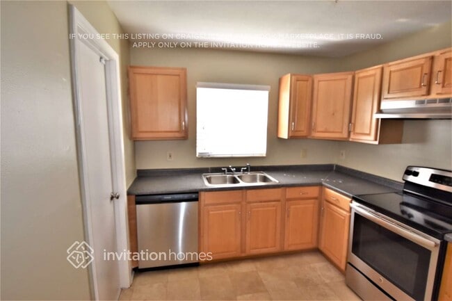 Foto del edificio - 4051 NW 1st Pl