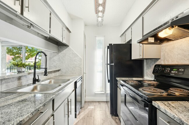 Foto del edificio - 5560 Medical Center Apartments