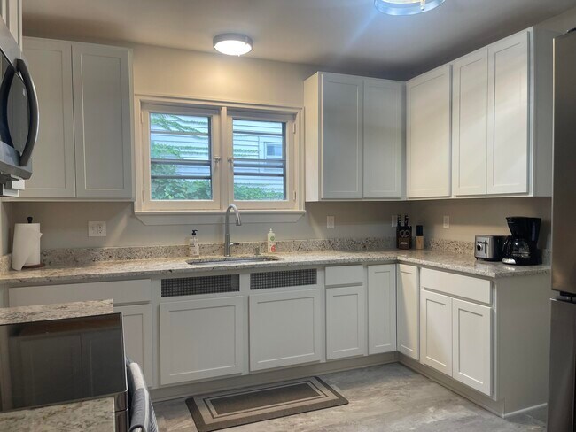 Foto del edificio - 517 N 66th St
