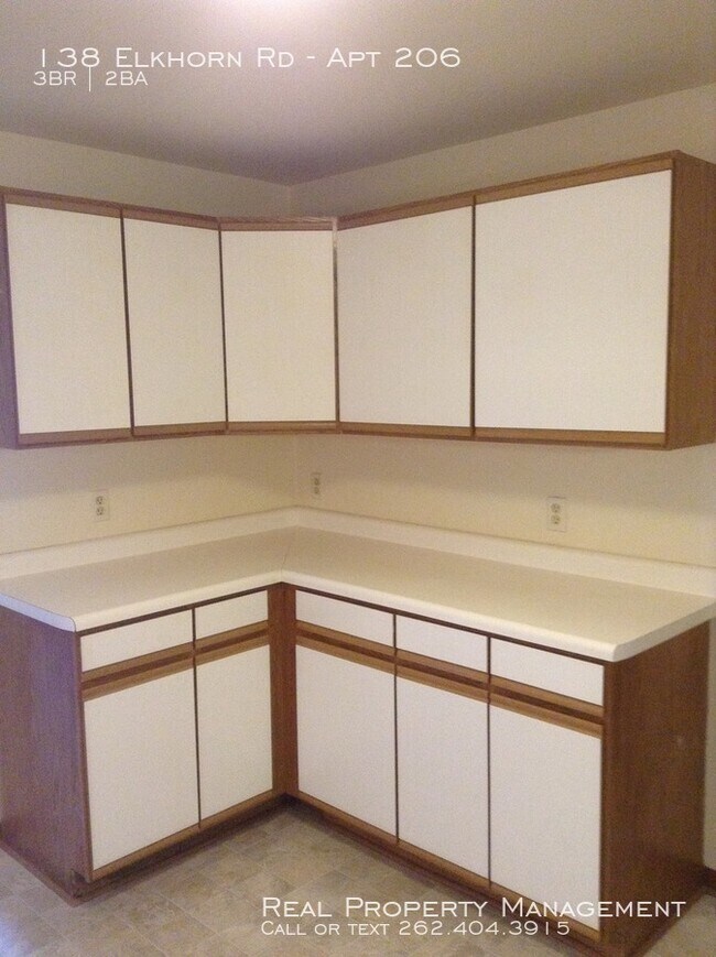 Foto del edificio - Large 3 Bedroom Apartment