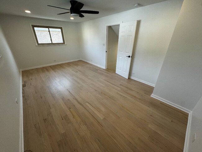 Foto del edificio - 1324 Circle Ave
