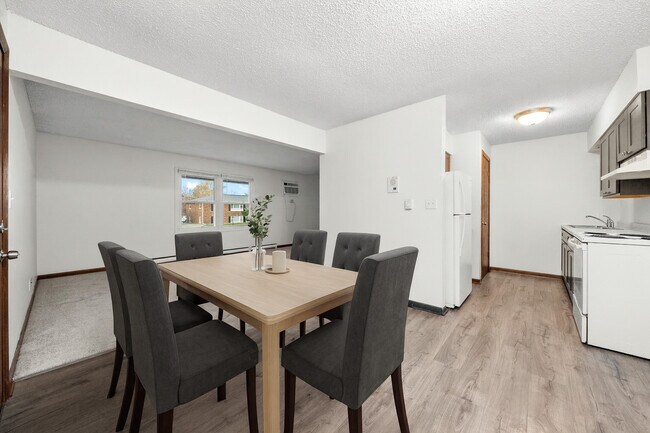 Foto del edificio - 609 E 3rd St