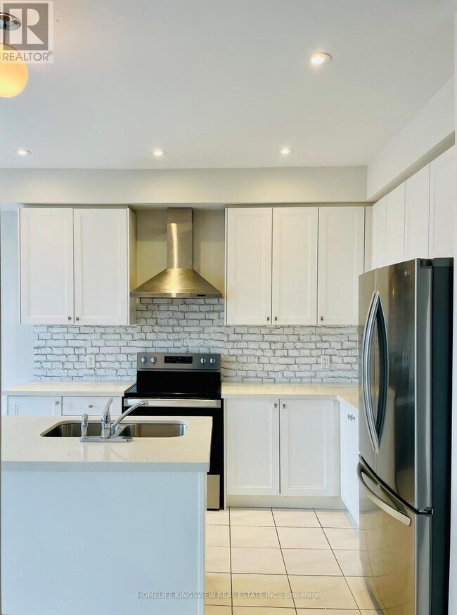 Building Photo - 1371 Klondike Ct