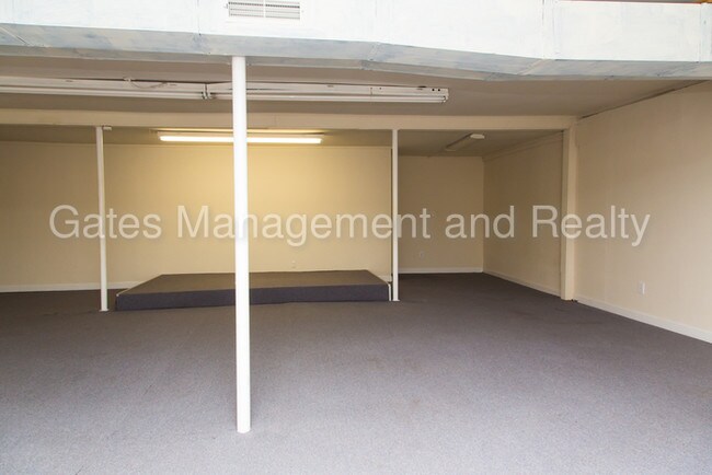 Building Photo - Commercial Rental Space in Hillsborough