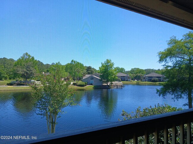 Building Photo - 10200 Belle Rive Blvd