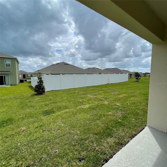 675 Squires Grove Dr, FL 33880 House Rental in FL