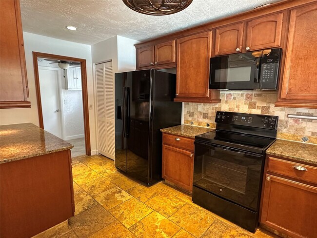 Foto del edificio - 364 NW 107th Terrace